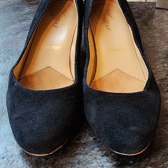 Trotters Penelope Black Suede Pumps Size 8.5W - Picture 4 of 16